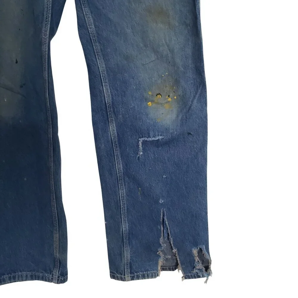 Carhartt thrashed men
